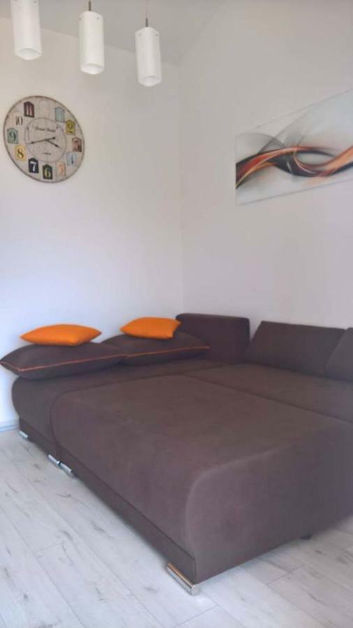 Apartment Poleti Malinska Eksteriør bilde