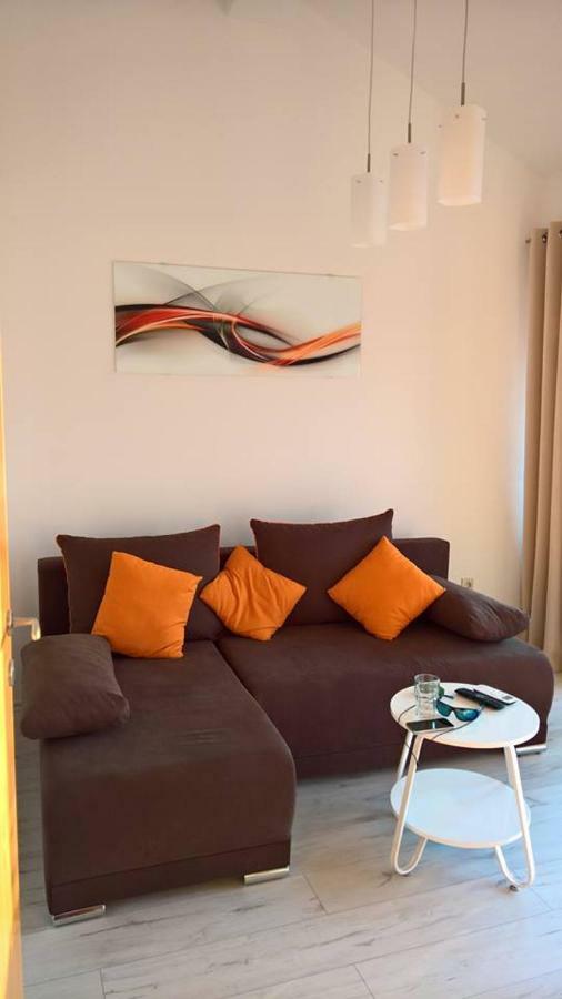 Apartment Poleti Malinska Eksteriør bilde